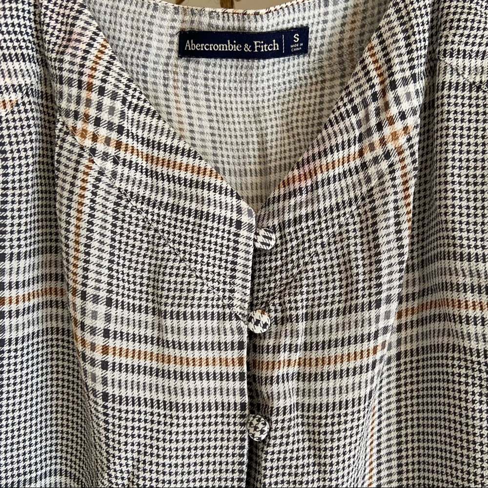 Abercrombie Plaid Buttoned Tank